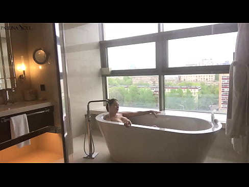 ❤️ Enorme babe die hartstochtelijk haar poesje aftrekt in de badkamer ❤ Beautiful porno at nl.tube-sexer-com.ru ❌
